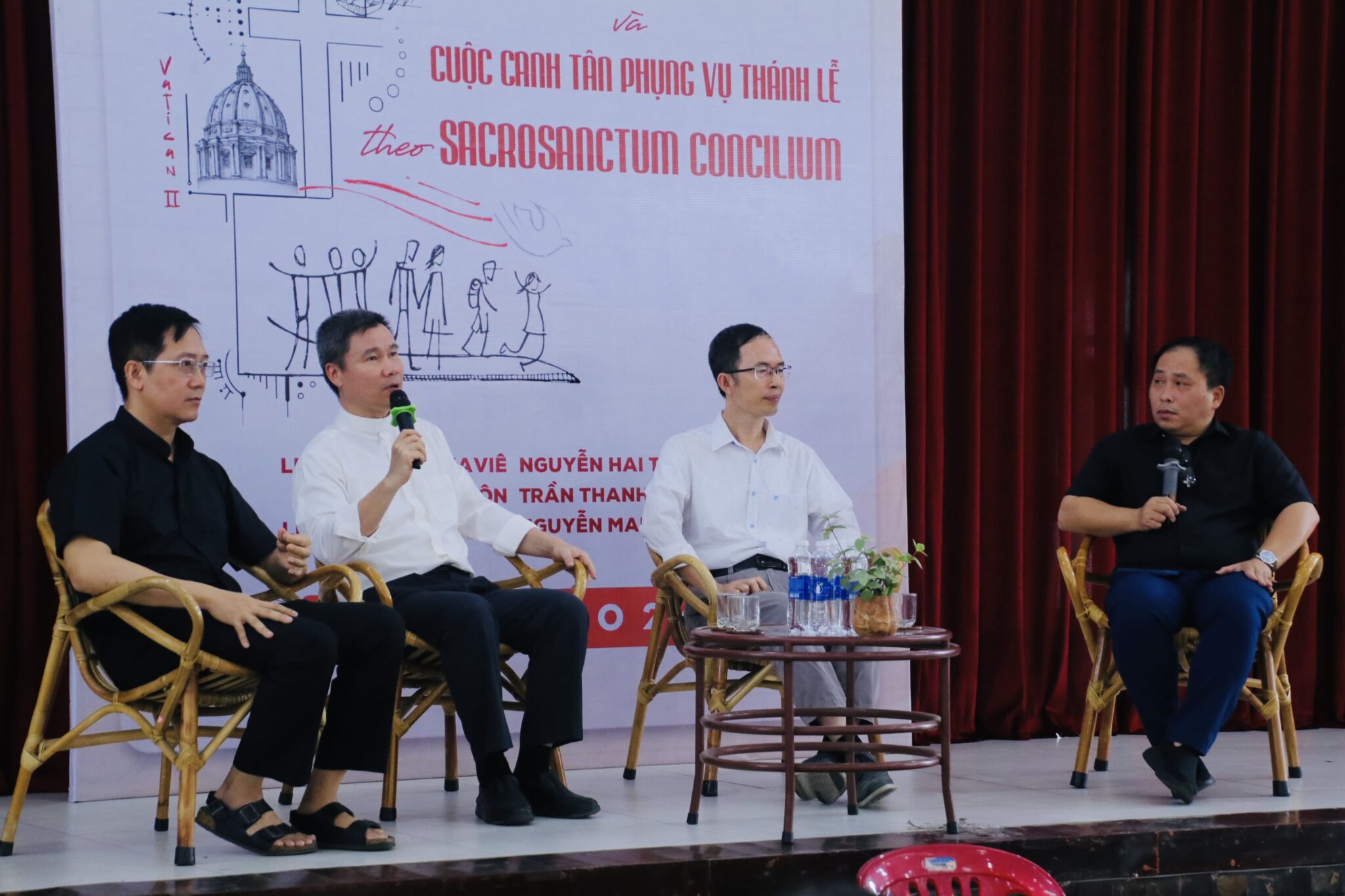 [RECAP NỘI DUNG BUỔI HỘI THẢO] GI&Aacute;O HỘI V&Agrave; CUỘC CANH T&Acirc;N PHỤNG VỤ TH&Aacute;NH LỄ THEO SACROSANCTUM CONCILIUM